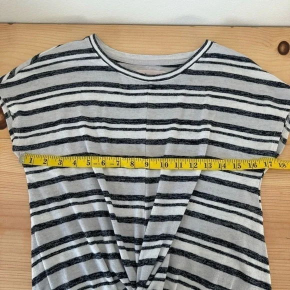 Lou & Grey for Loft Striped Gray Tee Crew Neck Small - Picture 9 of 10